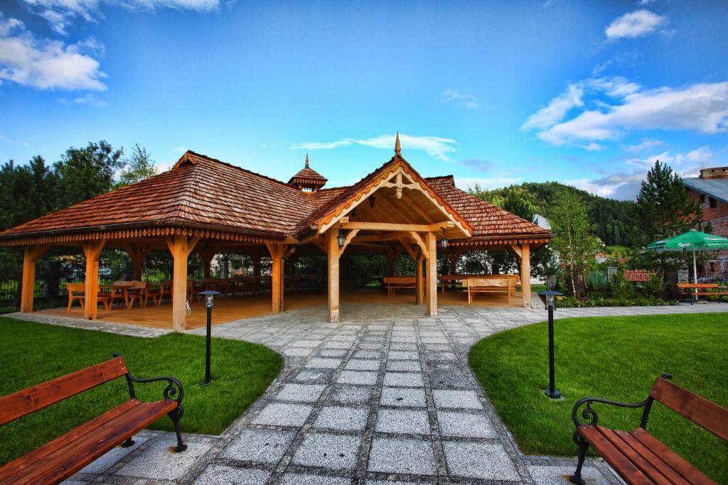 Hotel Muszyna Exterior foto